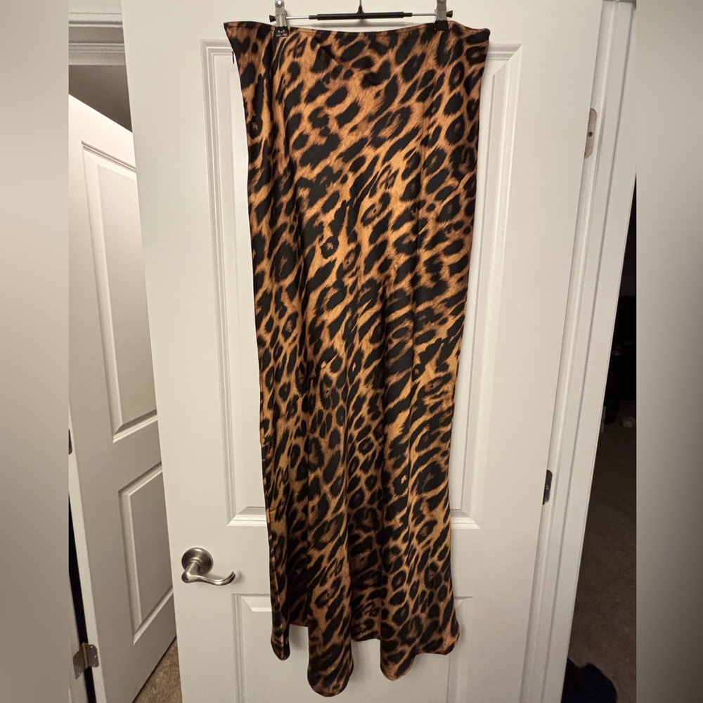 NWT - COMMENSE LEOPARD MAXI SKIRT XL(12) - Picture 3 of 6
